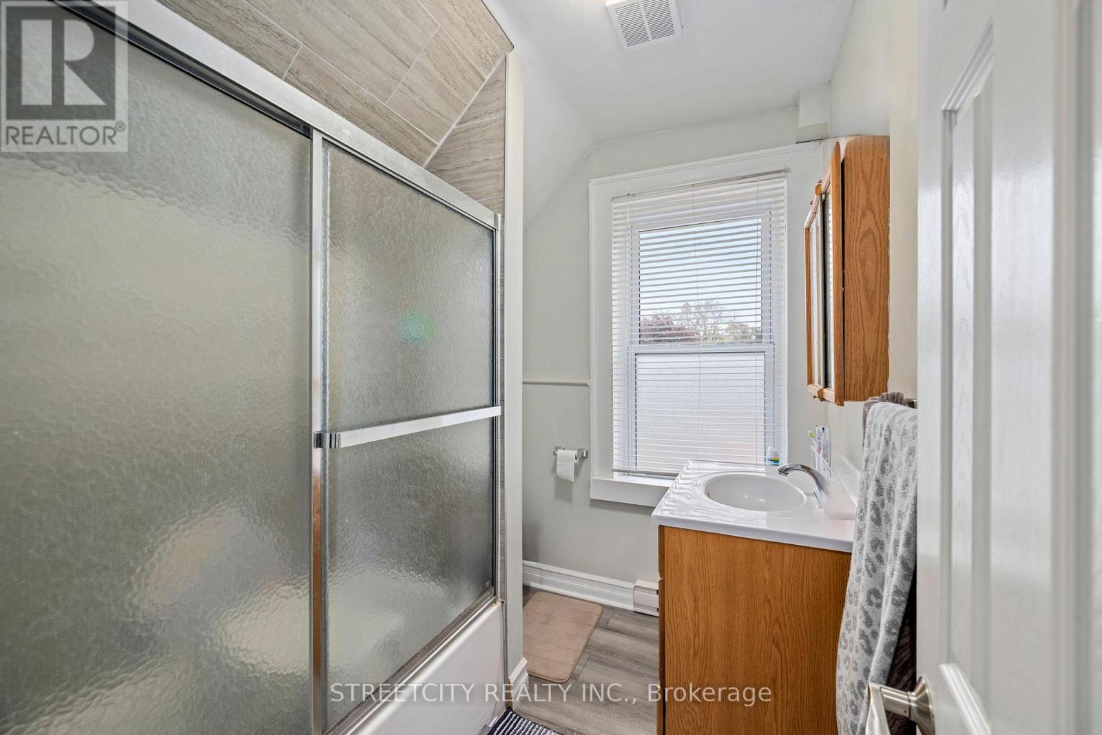 840 Queens Avenue, London East, Ontario  N5W 3H6 - Photo 27 - X12509884