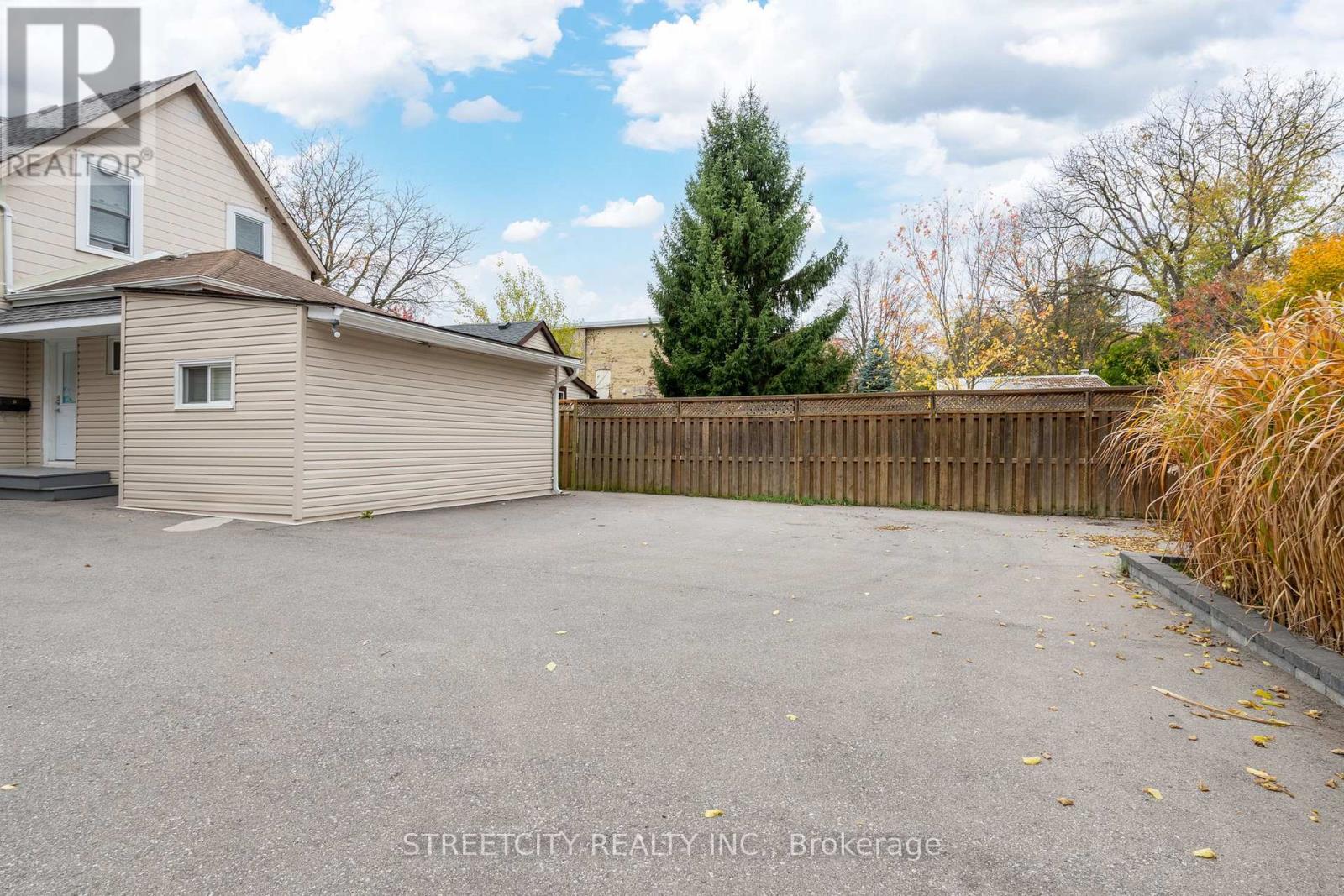 840 Queens Avenue, London East, Ontario  N5W 3H6 - Photo 31 - X12509884