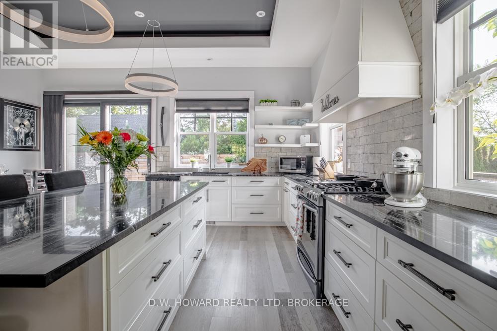 244 Cherry Hill Boulevard, Fort Erie, Ontario  L0S 1B0 - Photo 12 - X12392446