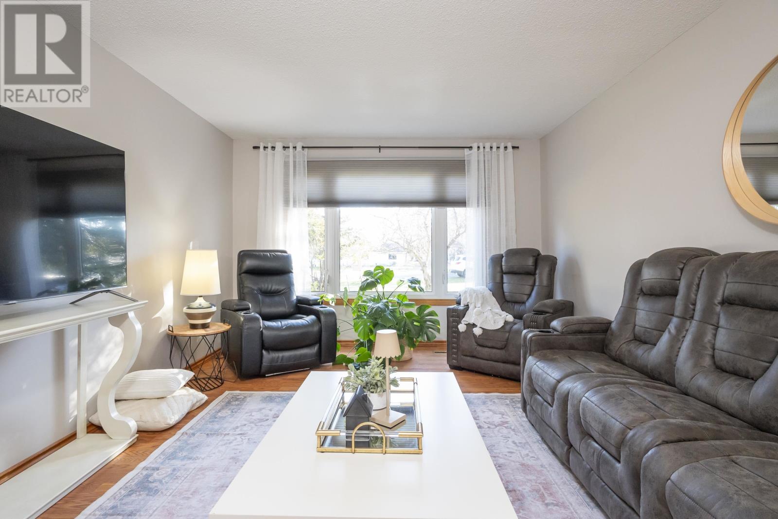 39 Mclean Ave, Murillo, Ontario  P7K 0W6 - Photo 6 - TB253394