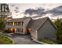 1978 High Schylea Drive, kamloops, British Columbia