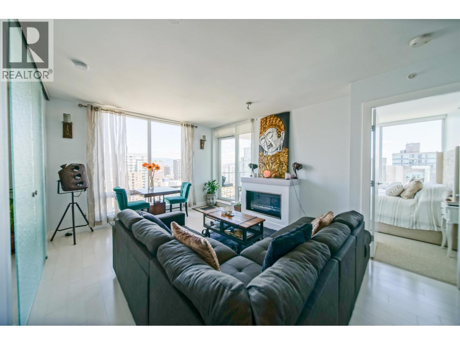 2802 535 Smithe Street, Vancouver, British Columbia V6B 0H2 - Photo 4 - R3064540