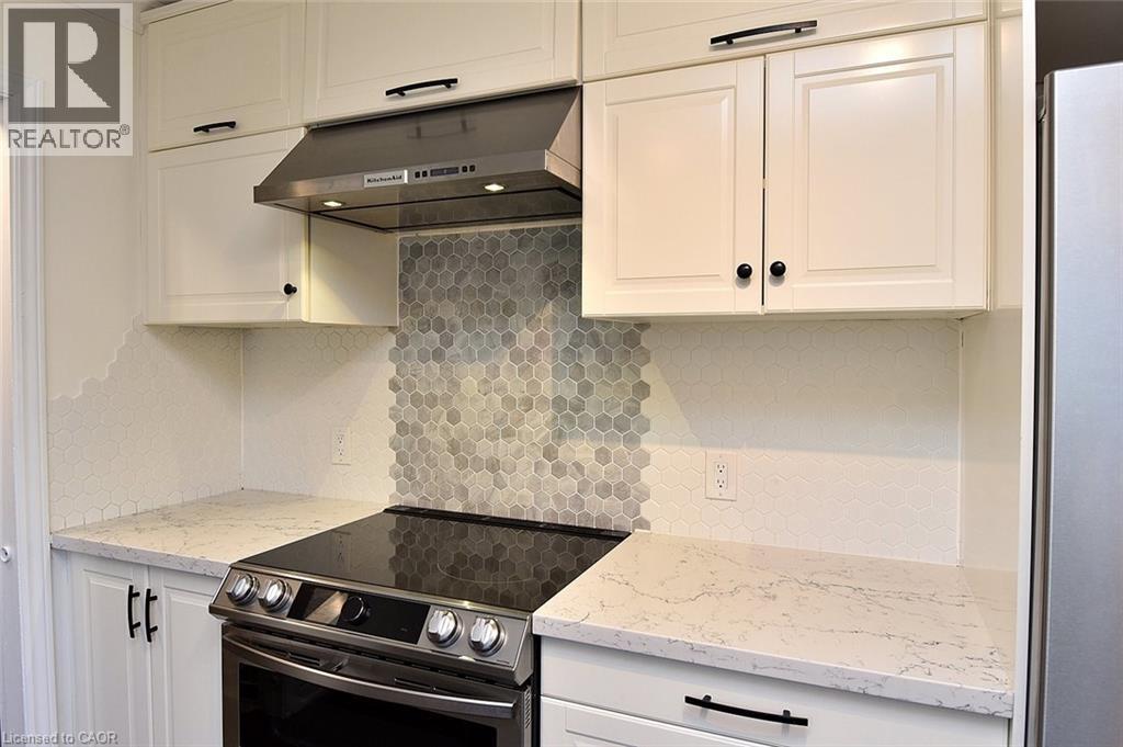 86 Mercer Street, Hamilton, Ontario  L9H 2N6 - Photo 7 - 40780947