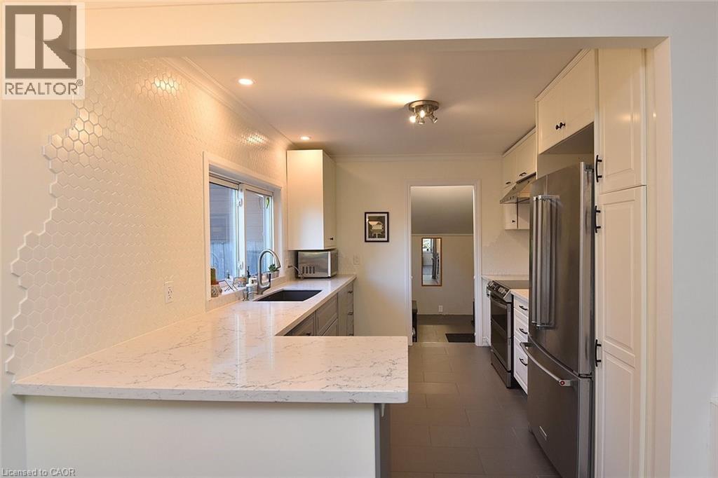 86 Mercer Street, Hamilton, Ontario  L9H 2N6 - Photo 13 - 40780947