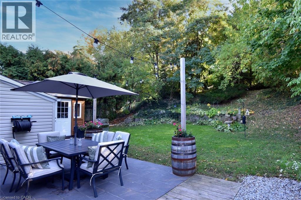 86 Mercer Street, Hamilton, Ontario  L9H 2N6 - Photo 48 - 40780947