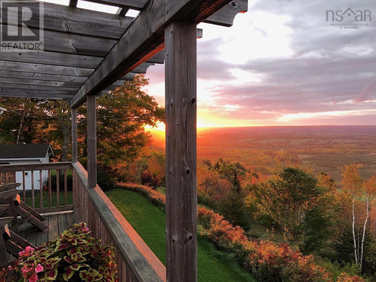 128 Foleaze Park Drive, Brow Of The Mountain, Nova Scotia  B0P 1J0 - Photo 3 - 202128656