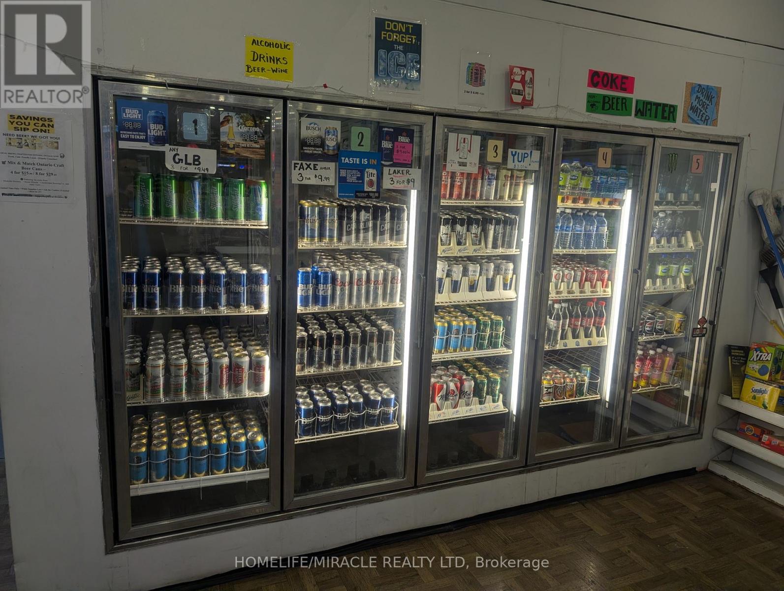 963 Eglinton Avenue W, Toronto, Ontario M6C 2C4 - Photo 10 - C12510024