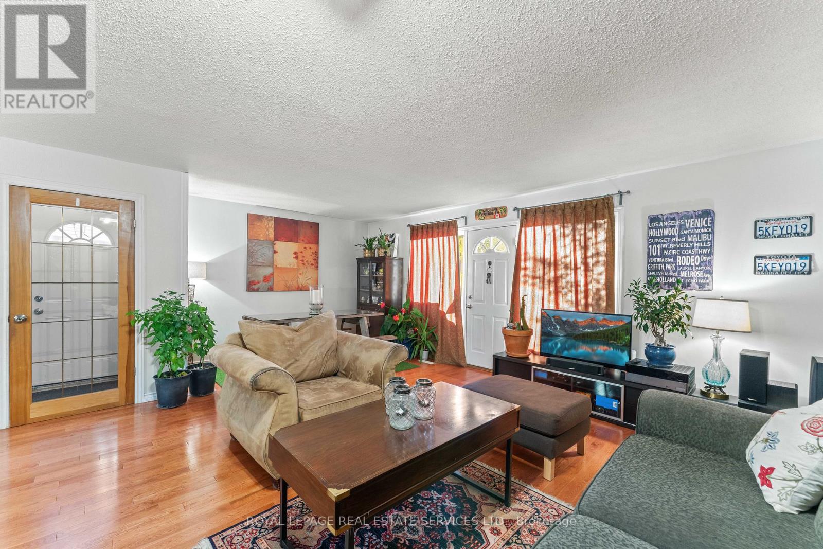 19 Hollyberry Trail, Toronto, Ontario  M2H 2N9 - Photo 10 - C12510044