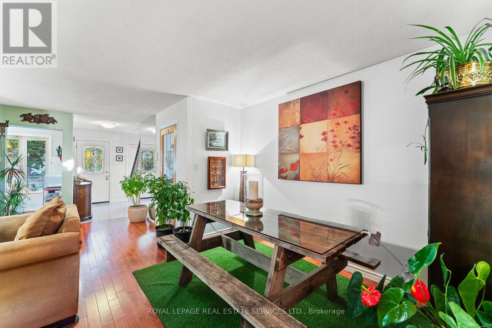 19 Hollyberry Trail, Toronto, Ontario  M2H 2N9 - Photo 13 - C12510044