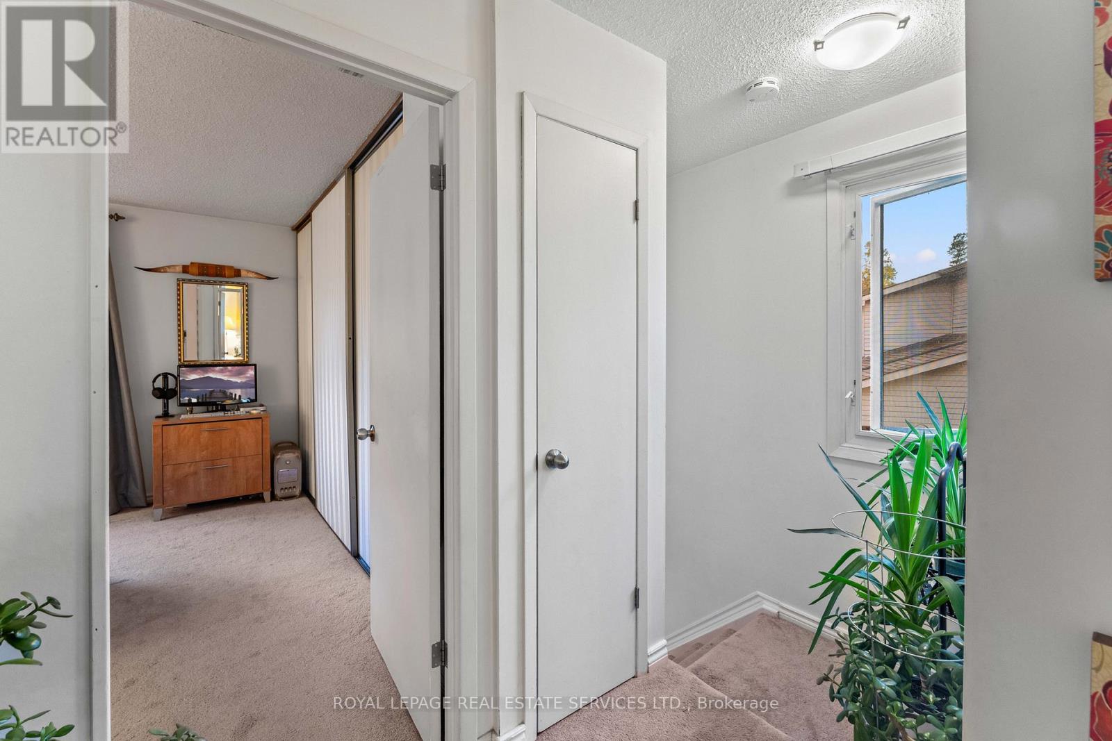 19 Hollyberry Trail, Toronto, Ontario  M2H 2N9 - Photo 21 - C12510044