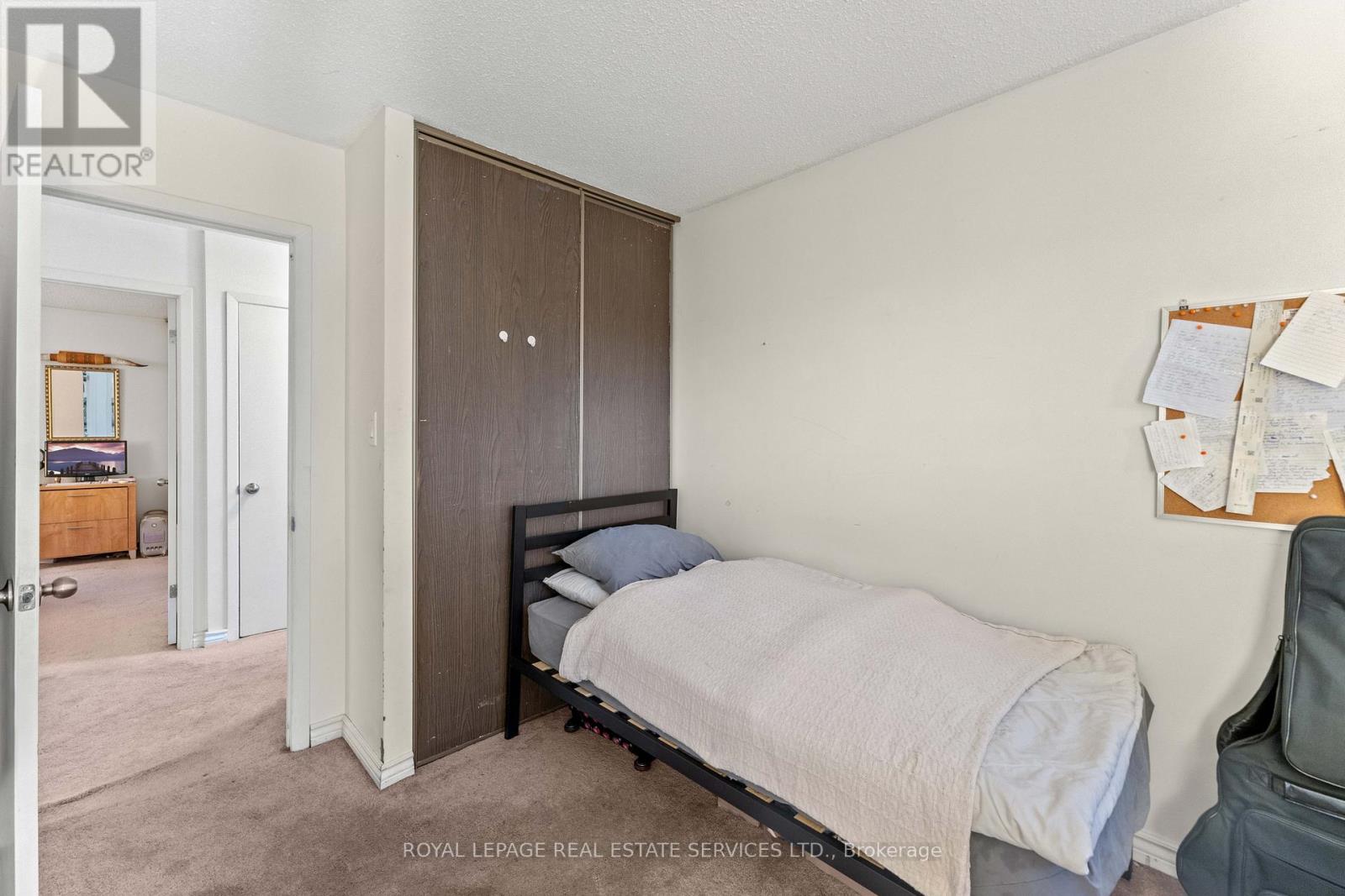 19 Hollyberry Trail, Toronto, Ontario  M2H 2N9 - Photo 31 - C12510044