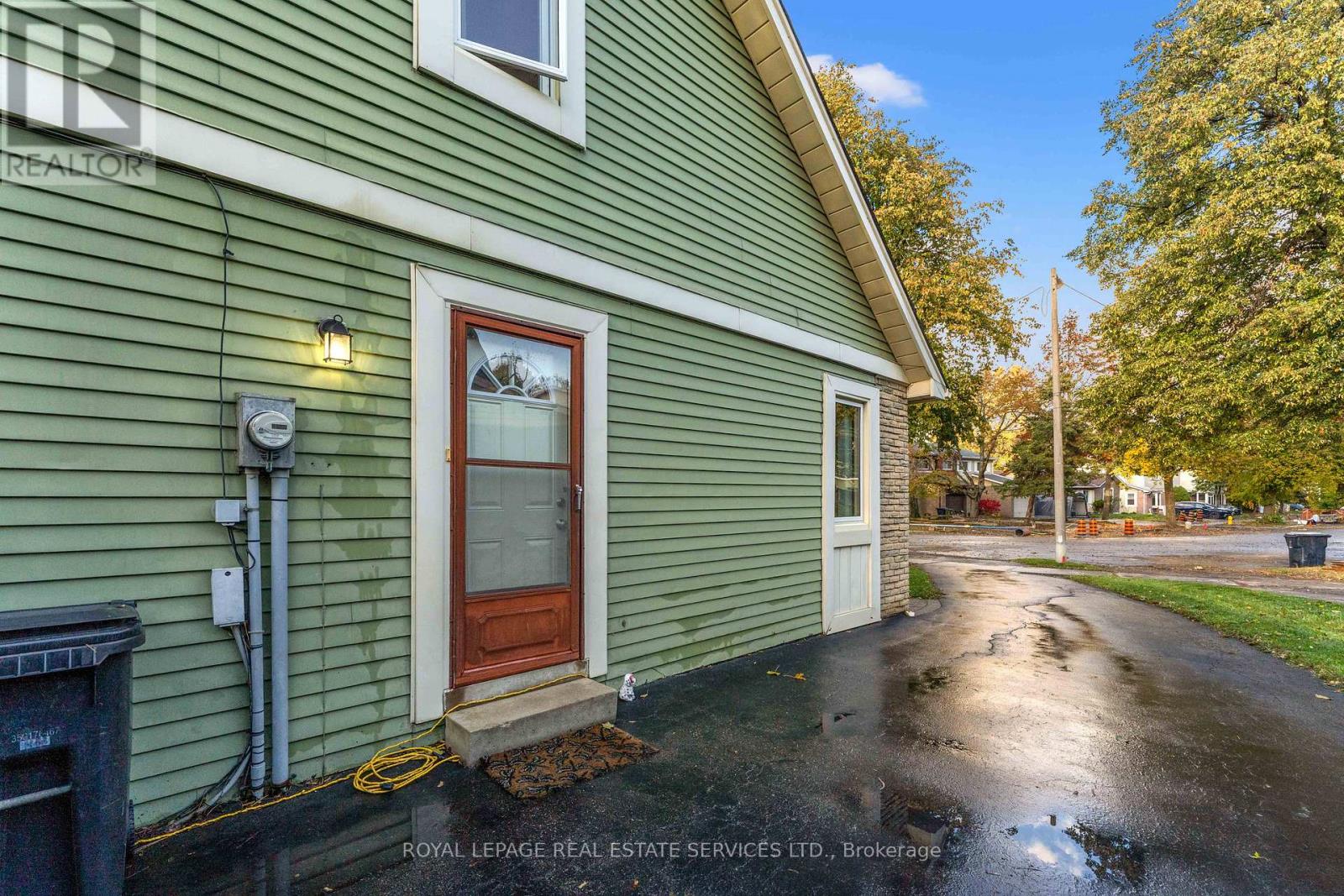 19 Hollyberry Trail, Toronto, Ontario  M2H 2N9 - Photo 4 - C12510044