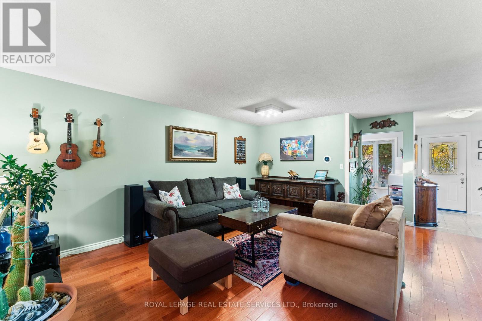 19 Hollyberry Trail, Toronto, Ontario  M2H 2N9 - Photo 8 - C12510044