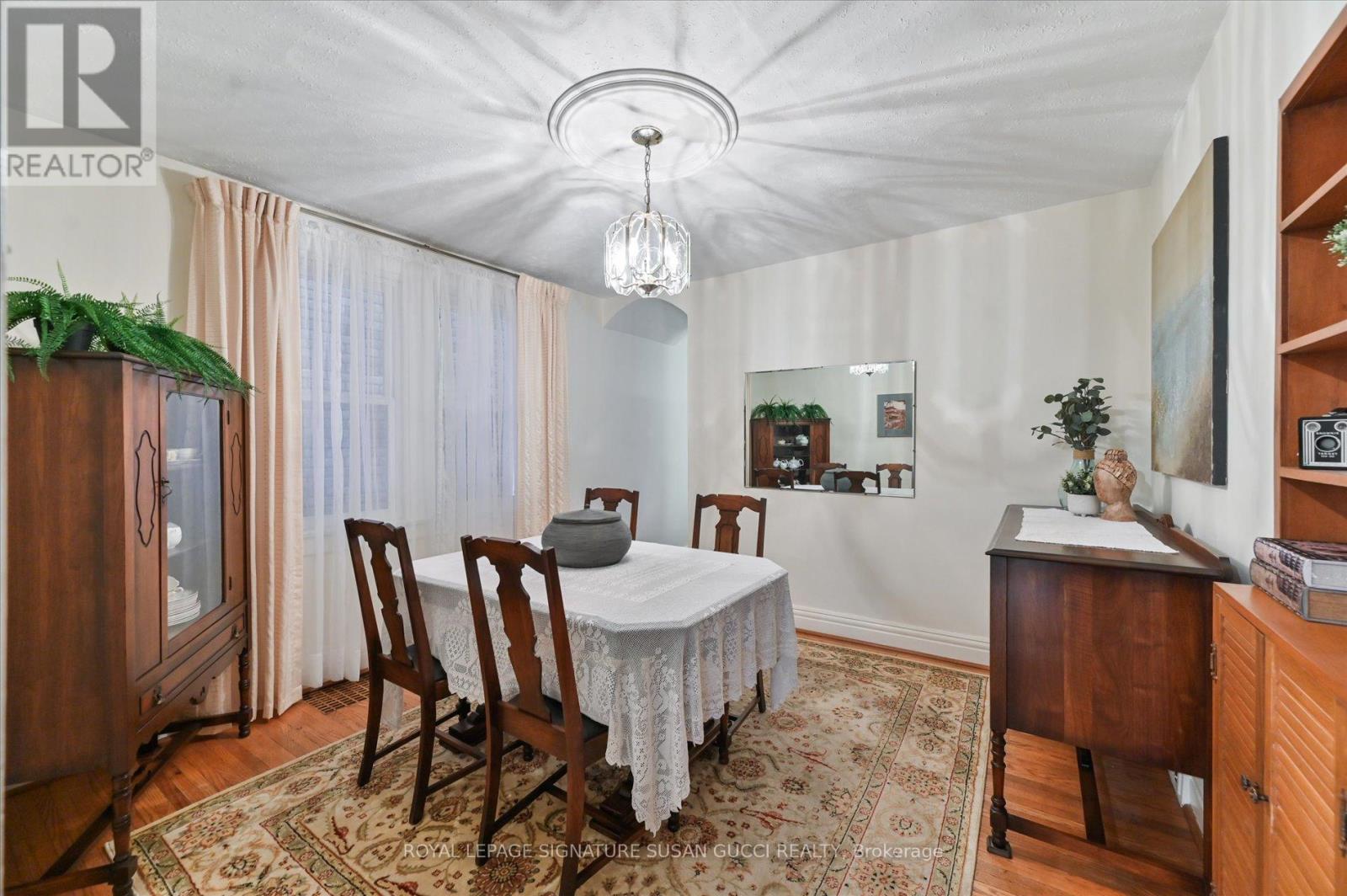 313 Gowan Avenue, Toronto, Ontario M4J 2K7 - Photo 11 - E12509918