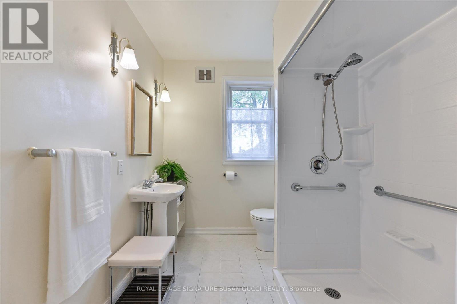 313 Gowan Avenue, Toronto, Ontario M4J 2K7 - Photo 26 - E12509918