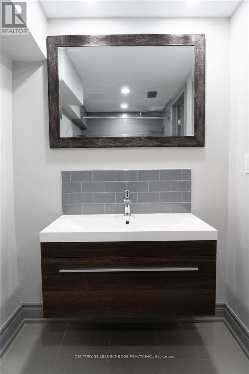 Bsmt - 55 Deerfield Road, Toronto, Ontario M1K 4X2 - Photo 12 - E12509964