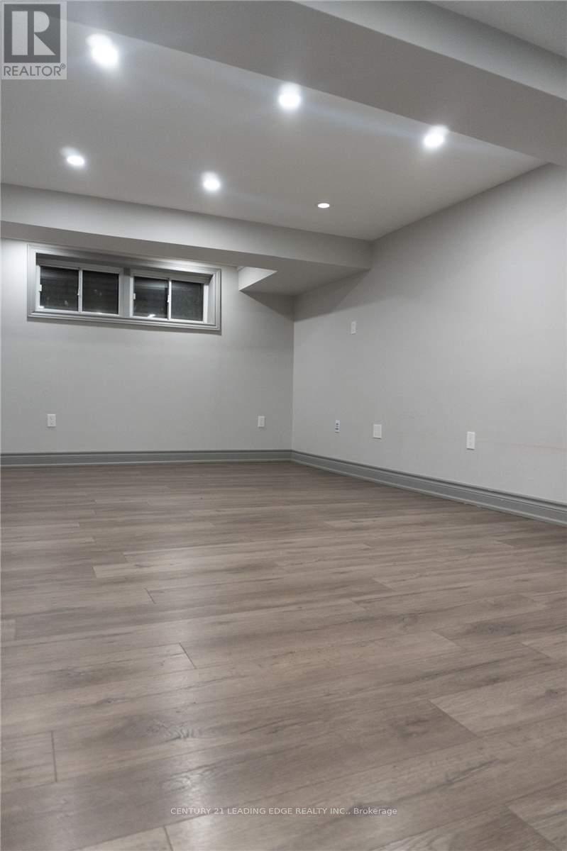 Bsmt - 55 Deerfield Road, Toronto, Ontario M1K 4X2 - Photo 4 - E12509964