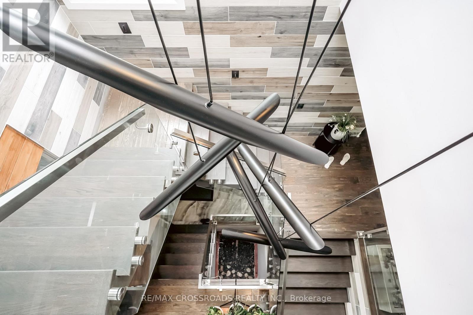 1a Roblin Avenue, Toronto, Ontario M4C 3P7 - Photo 36 - E12510010