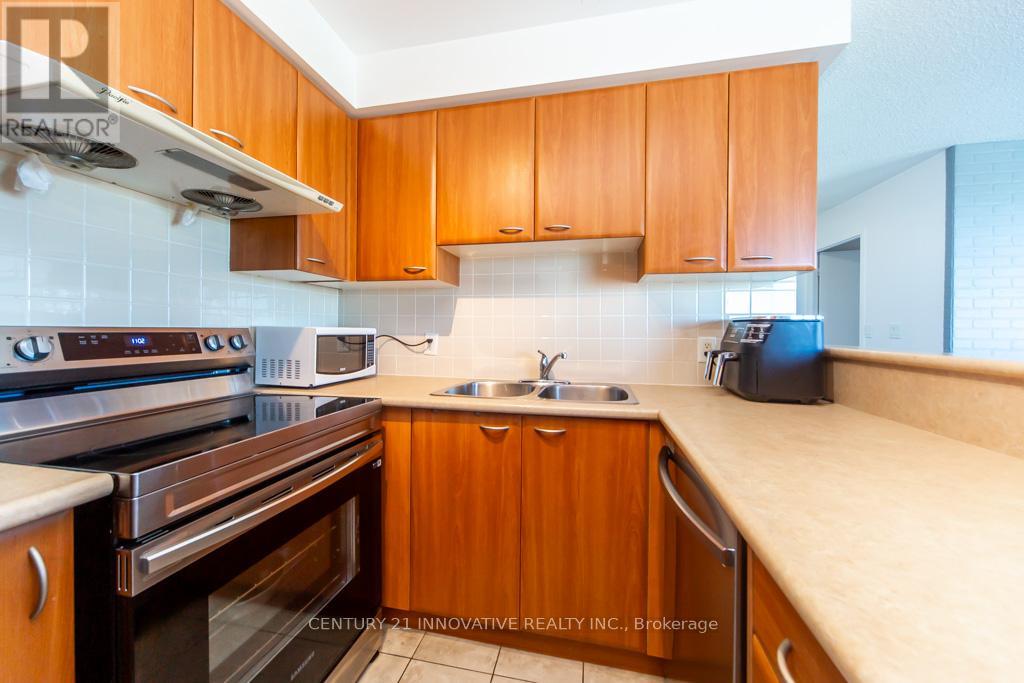 2303 - 38 Lee Centre Drive, Toronto, Ontario M1H 3J7 - Photo 24 - E12510054