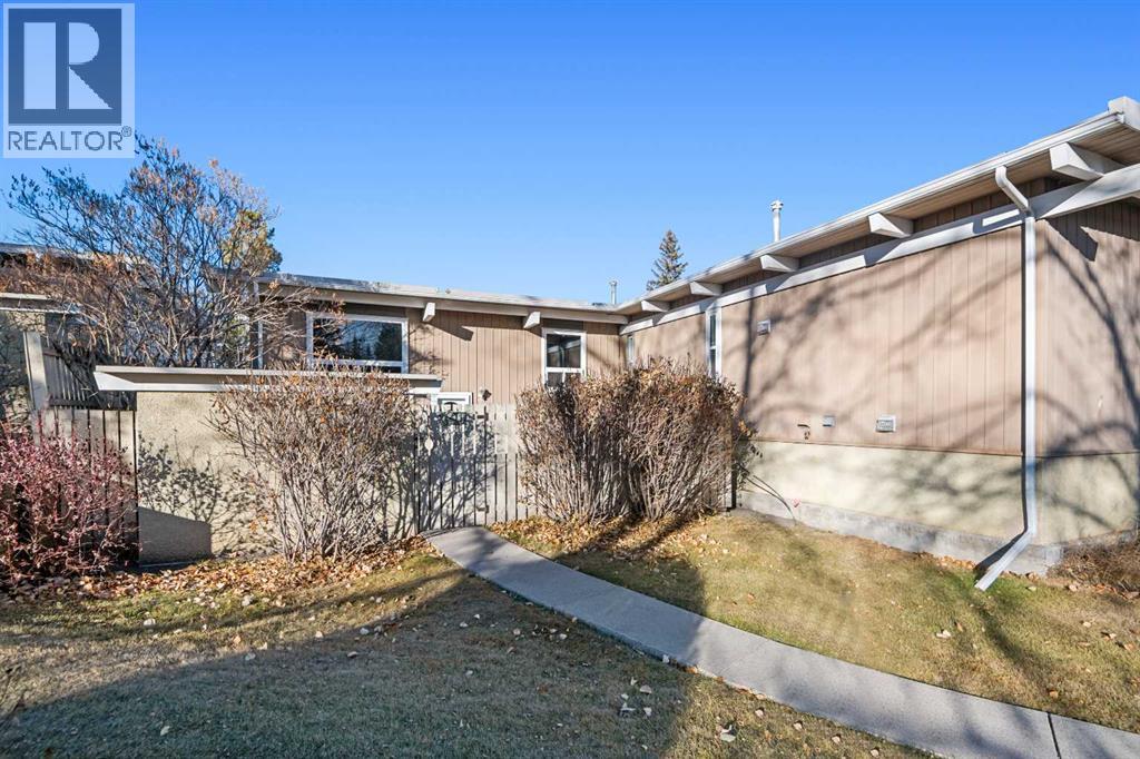 201, 11010 Bonaventure Drive Se, Calgary, Alberta  T2J 3A8 - Photo 4 - A2267269