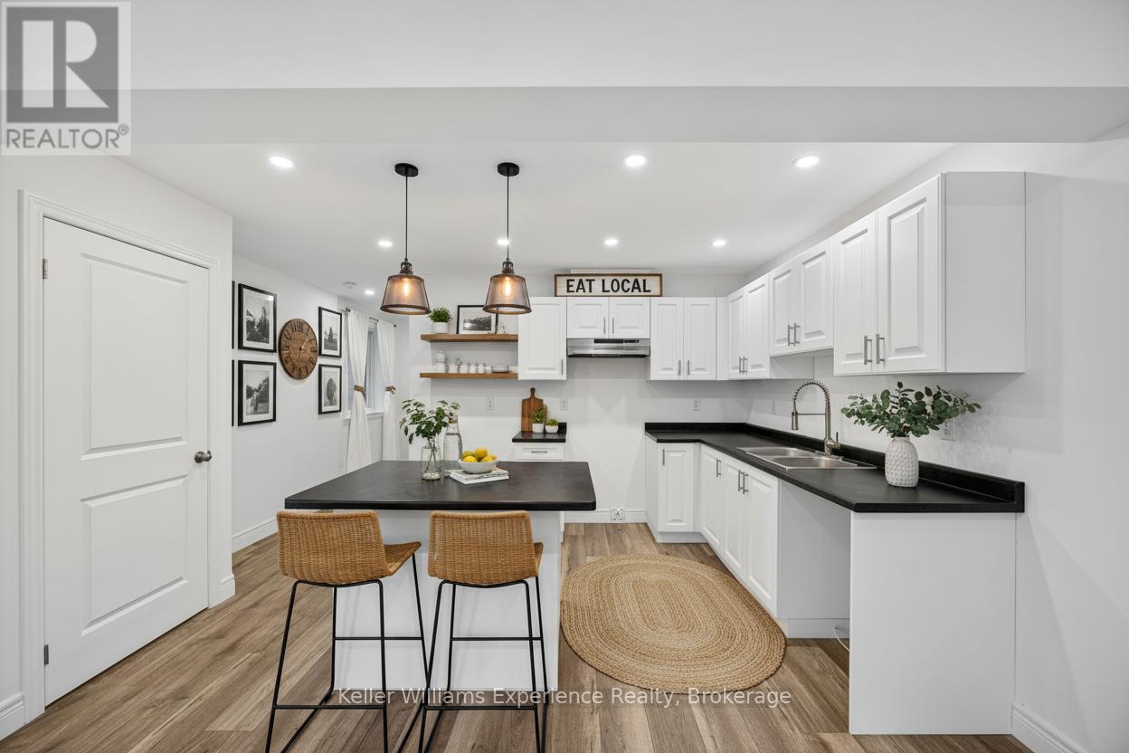 24 Mcconnell Crescent, Bracebridge, Ontario P1L 0N7 - Photo 6 - X12475631