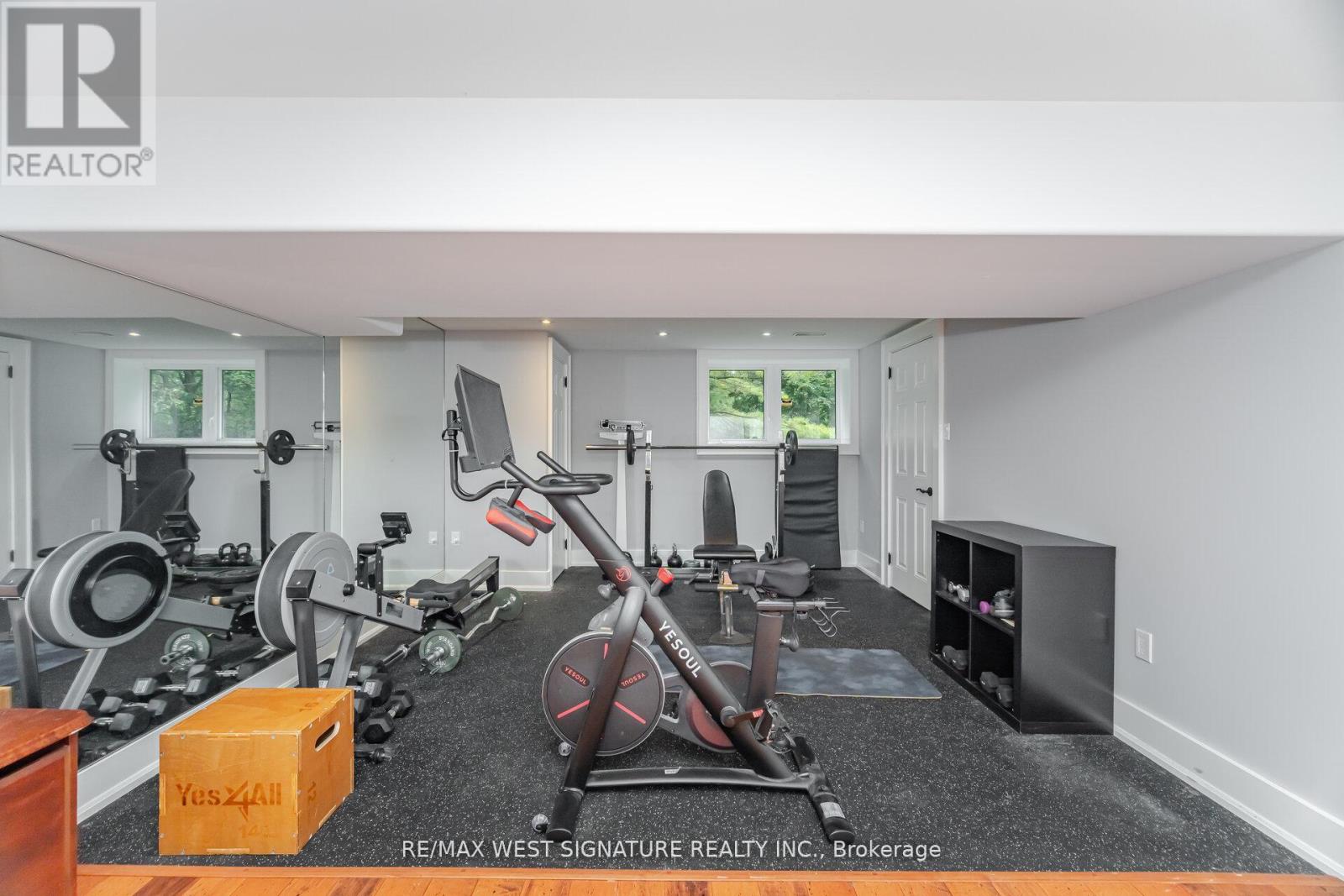 351 Dearbourne Avenue, King, Ontario  L7B 1A3 - Photo 27 - N12509908