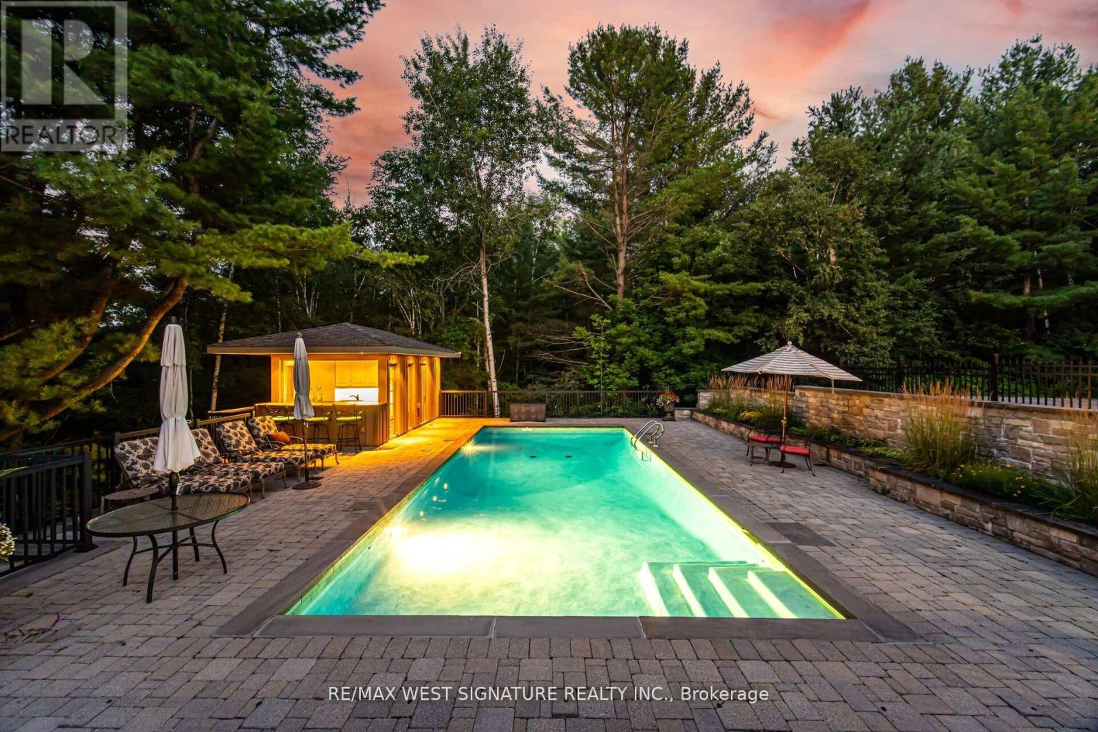 351 Dearbourne Avenue, King, Ontario  L7B 1A3 - Photo 39 - N12509908