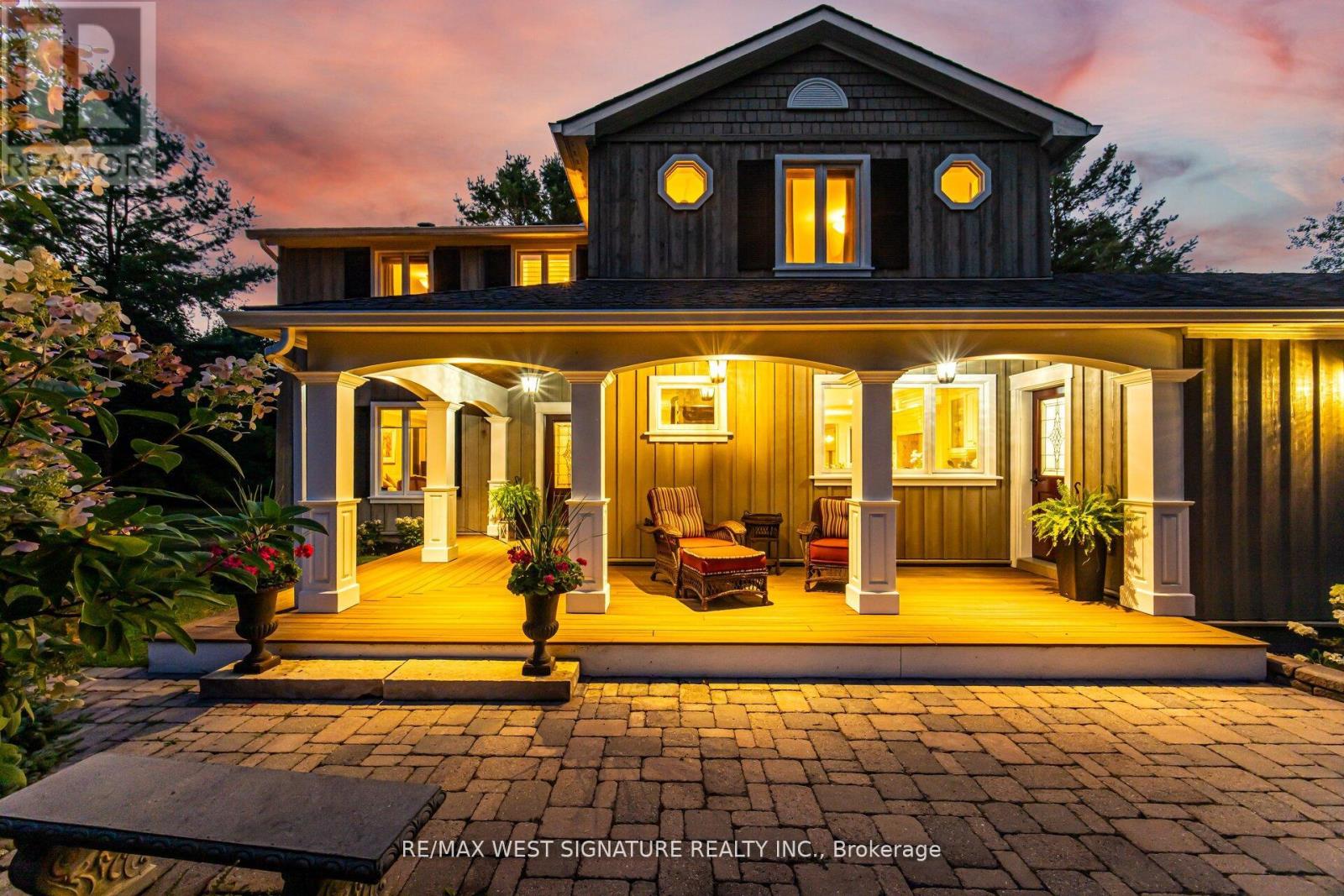 351 Dearbourne Avenue, King, Ontario  L7B 1A3 - Photo 4 - N12509908