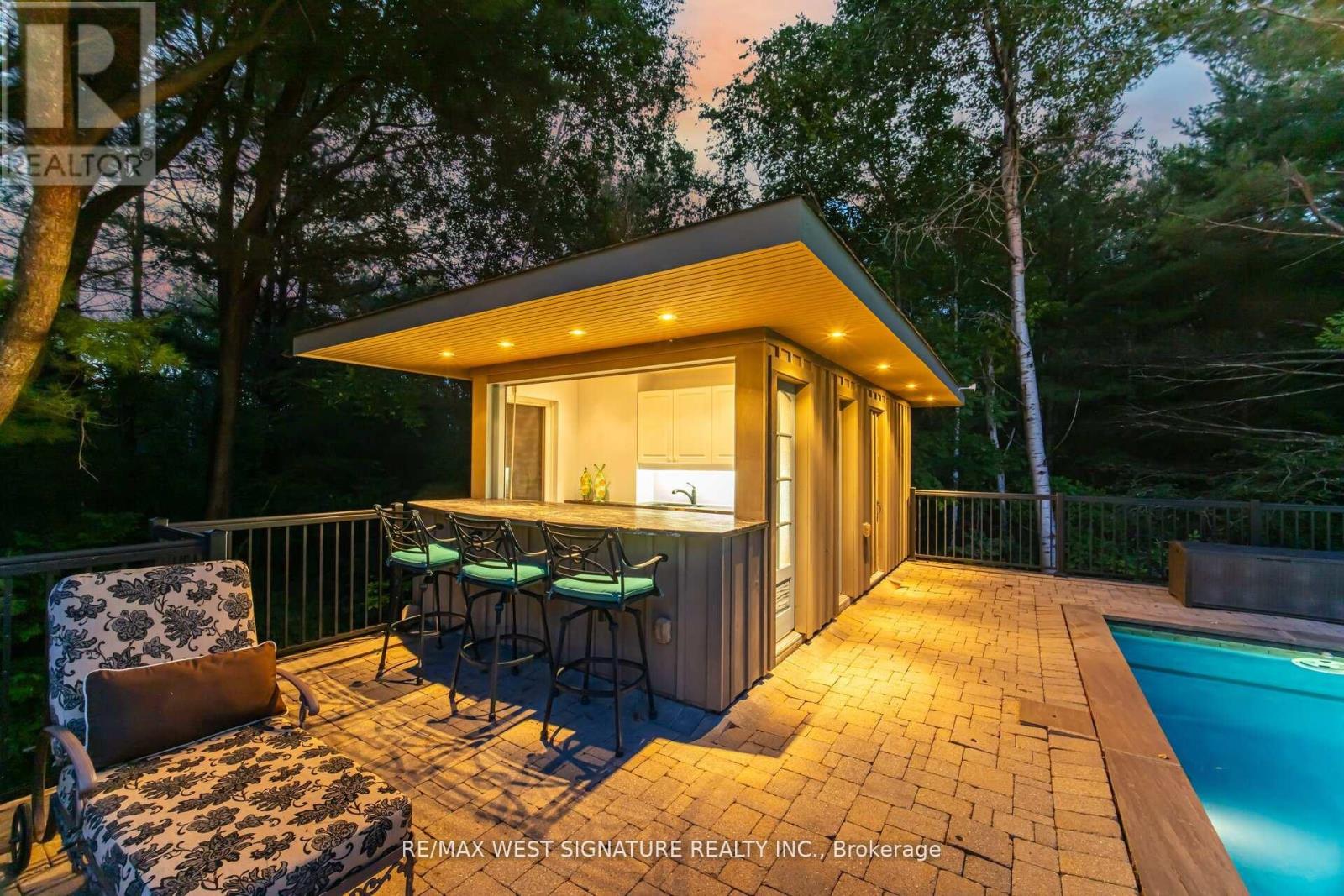 351 Dearbourne Avenue, King, Ontario  L7B 1A3 - Photo 41 - N12509908