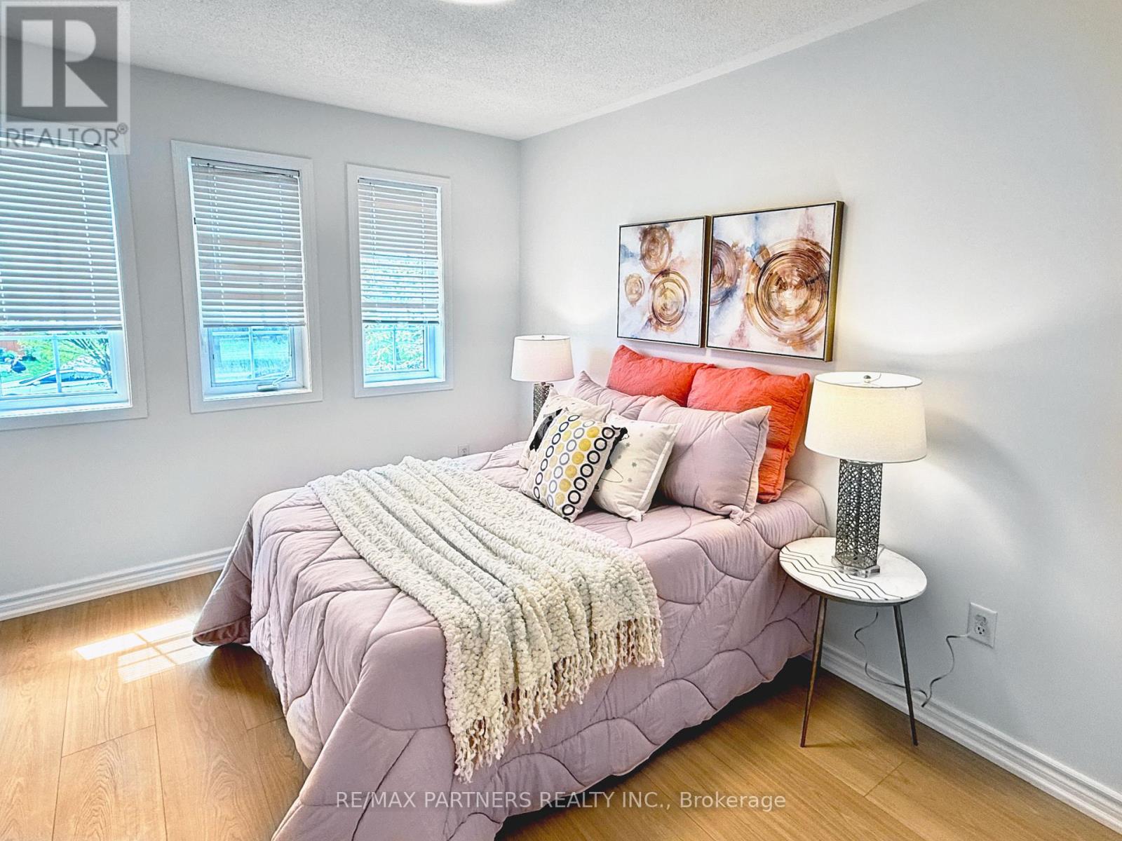 516 Bur Oak Avenue, Markham, Ontario  L6C 3A9 - Photo 12 - N12509962