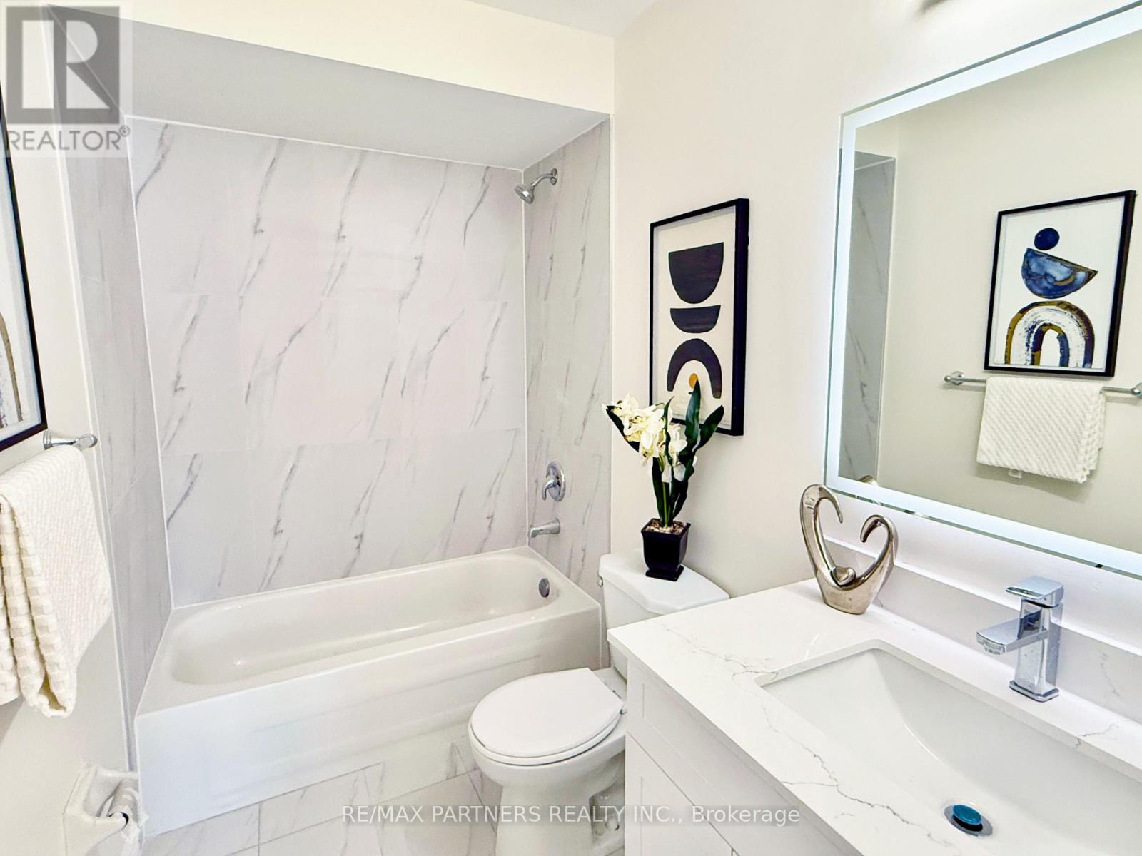 516 Bur Oak Avenue, Markham, Ontario  L6C 3A9 - Photo 13 - N12509962