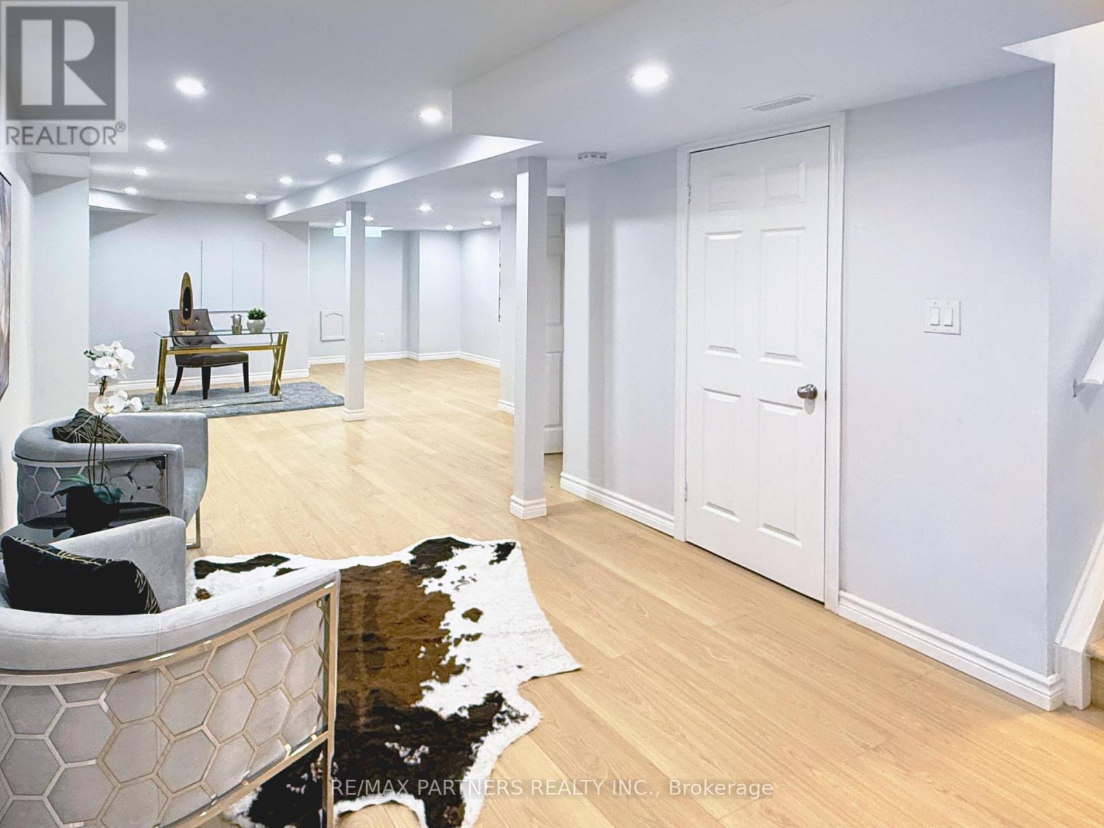 516 Bur Oak Avenue, Markham, Ontario  L6C 3A9 - Photo 15 - N12509962