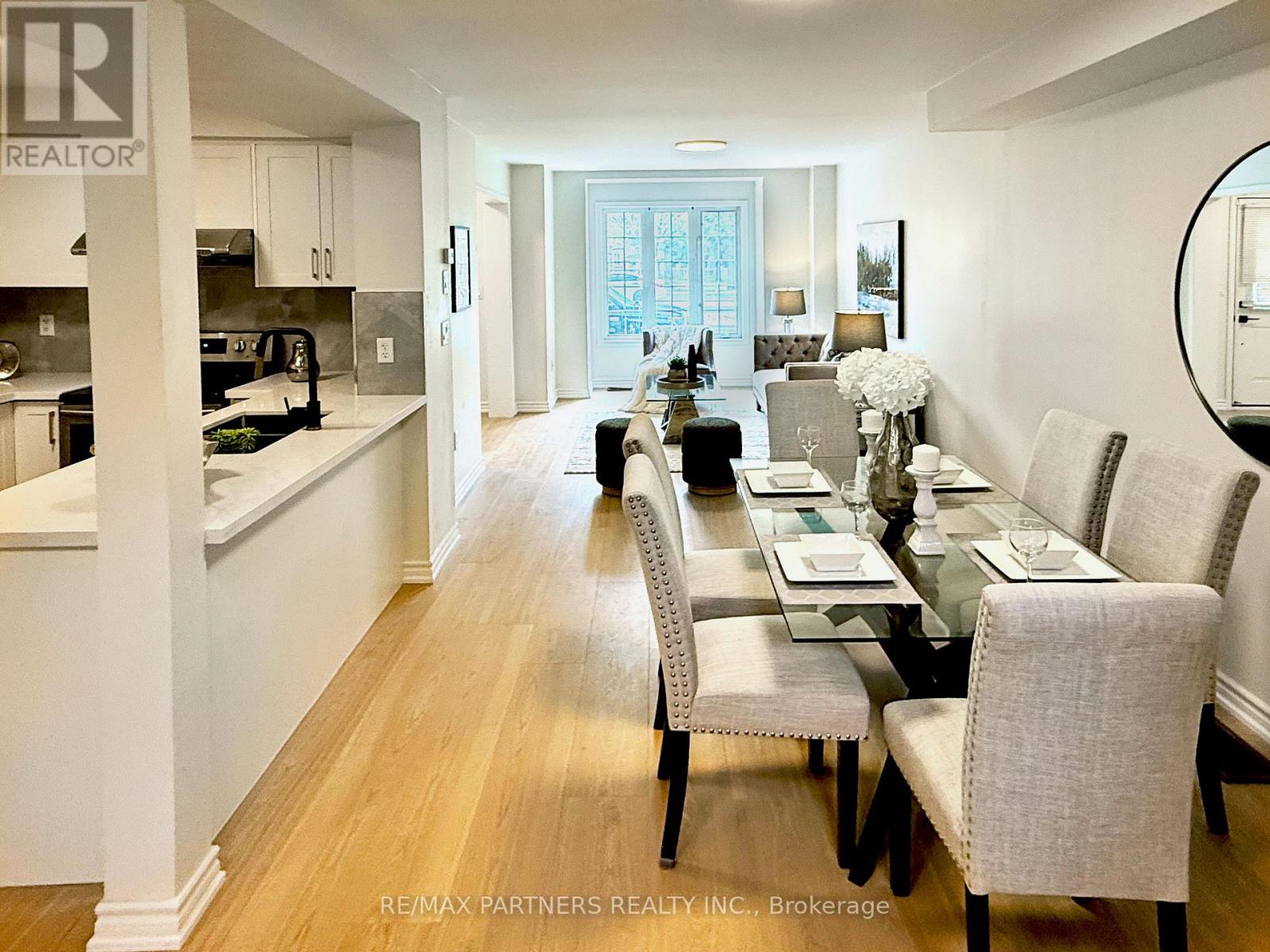 516 Bur Oak Avenue, Markham, Ontario  L6C 3A9 - Photo 7 - N12509962