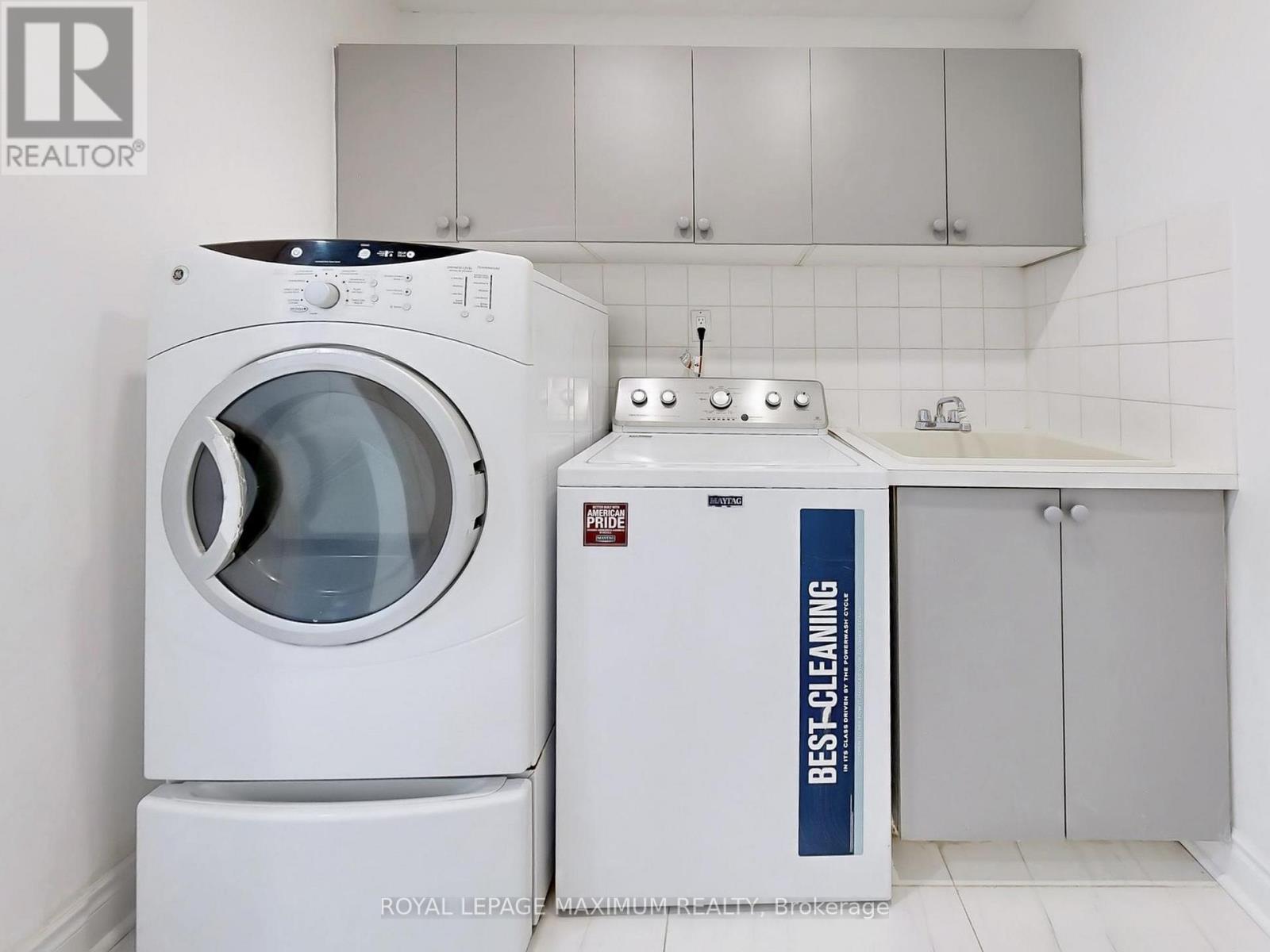 22 A Waltham Crescent, Richmond Hill, Ontario  L4B 1Z2 - Photo 18 - N12510046