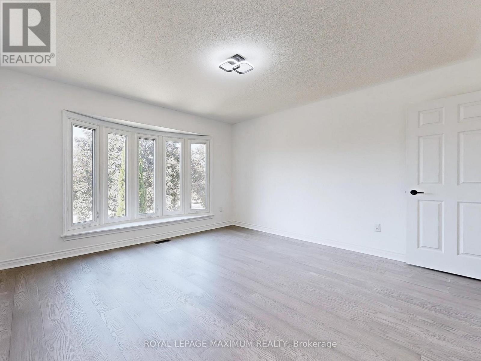 22 A Waltham Crescent, Richmond Hill, Ontario  L4B 1Z2 - Photo 32 - N12510046