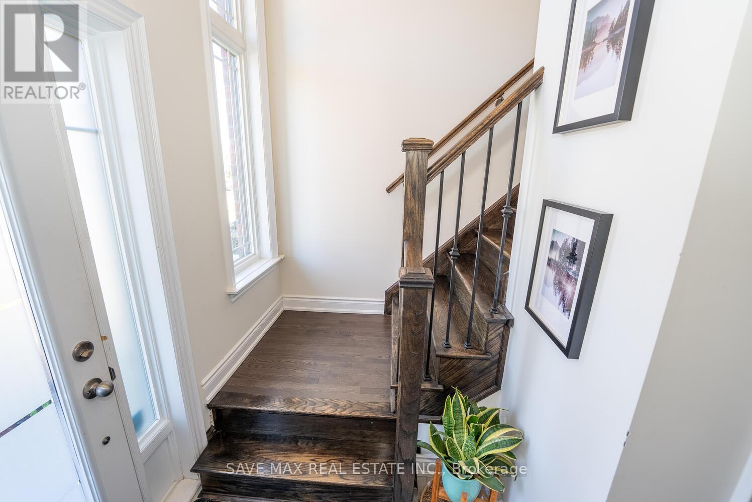 163 Sutherland Avenue, Bradford West Gwillimbury (Bradford), Ontario  L3Z 4H6 - Photo 16 - N12510056