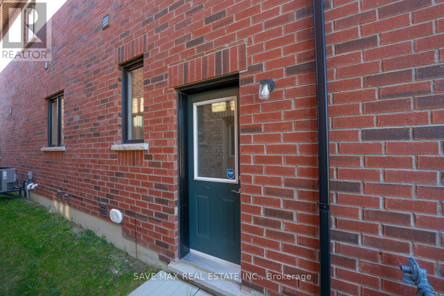 163 Sutherland Avenue, Bradford West Gwillimbury (Bradford), Ontario  L3Z 4H6 - Photo 32 - N12510056