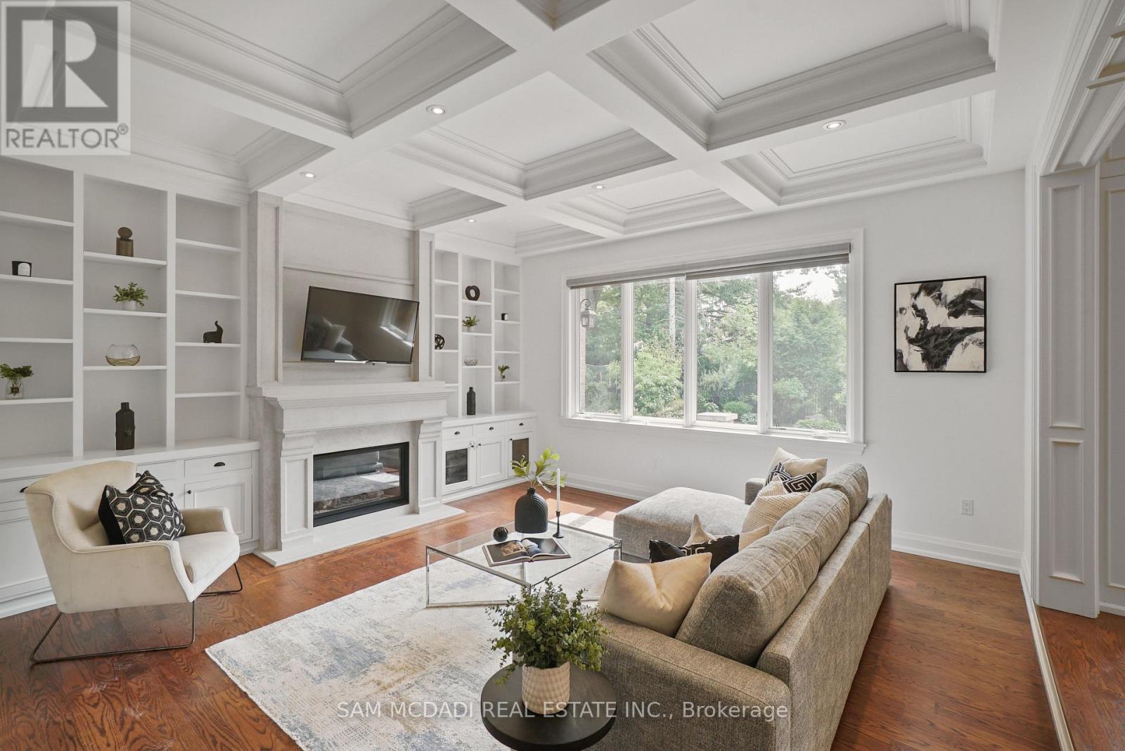 190 Maplewood Road, Mississauga, Ontario  L5G 2M6 - Photo 10 - W12509886