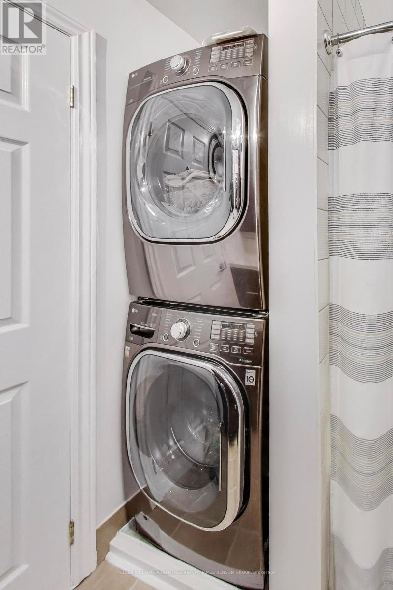 1188 Mineola Gardens, Mississauga, Ontario  L5G 3X9 - Photo 36 - W12509892