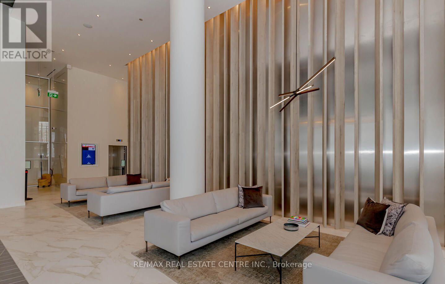 2203 - 3900 Confederation Parkway, Mississauga, Ontario  L5B 0M3 - Photo 2 - W12509970