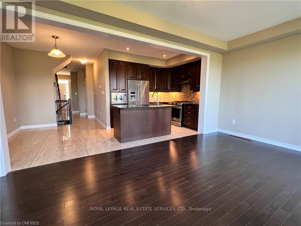 3140 Blackfriar Common, Oakville, Ontario  L6H 0P8 - Photo 5 - W12509972