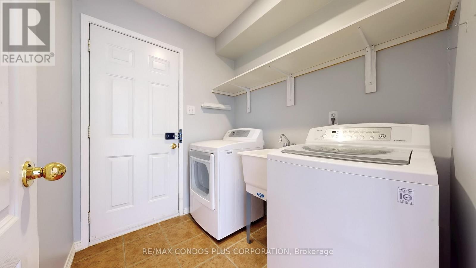 42 - 1290 Heritage Way, Oakville, Ontario  L6M 4M5 - Photo 11 - W12510000