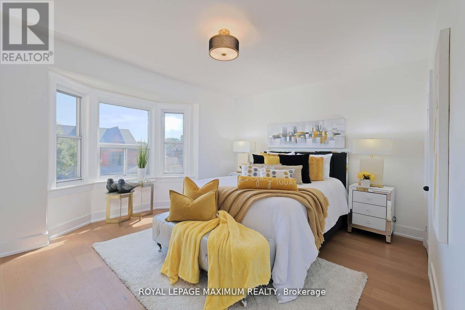 132 Wallace Avenue, Toronto, Ontario  M6H 1T5 - Photo 18 - W12510014