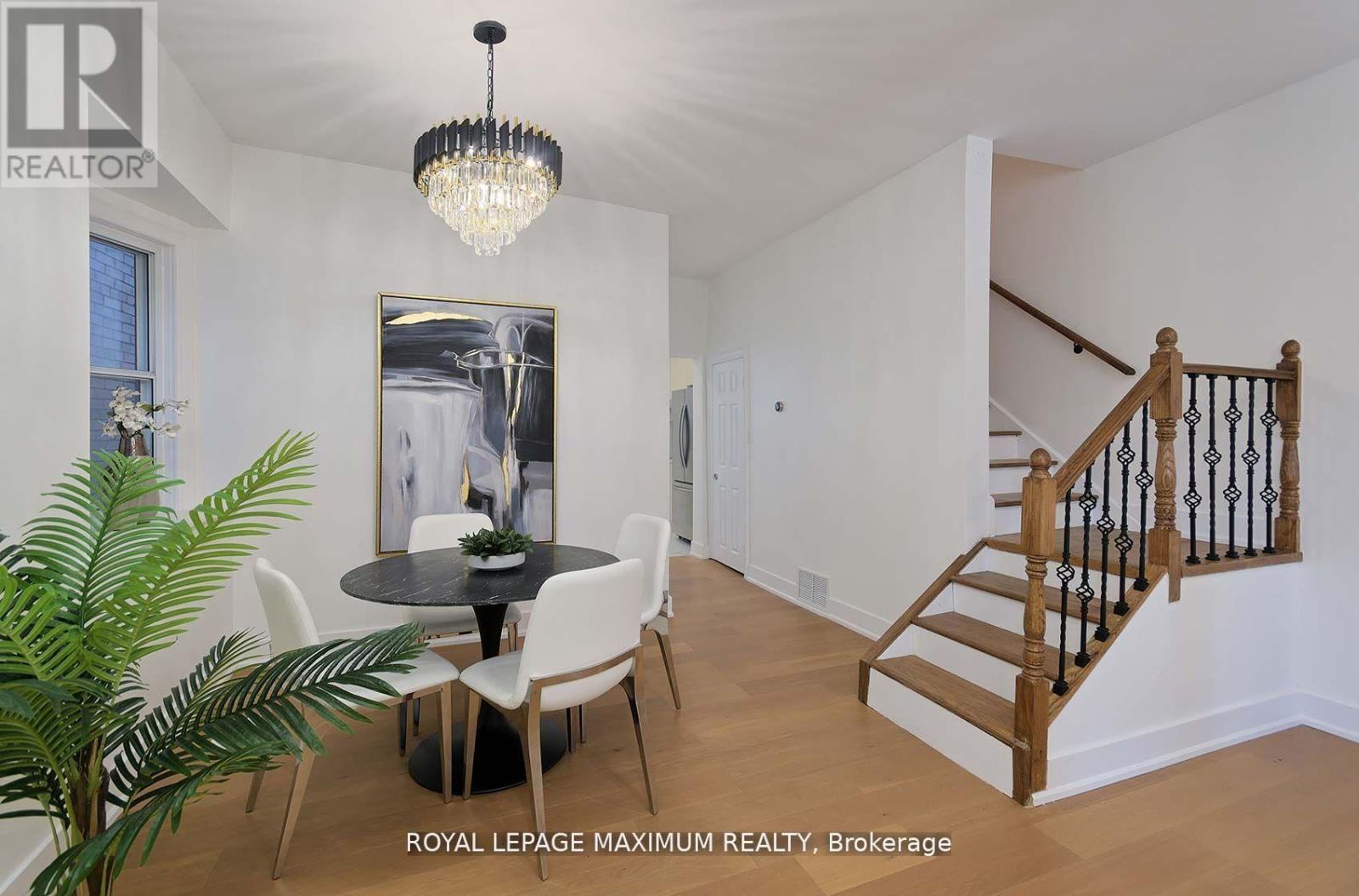 132 Wallace Avenue, Toronto, Ontario  M6H 1T5 - Photo 9 - W12510014