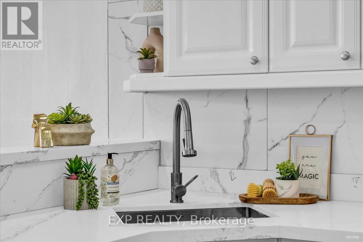 1603 - 135 Marlee Avenue, Toronto, Ontario  M6B 4C6 - Photo 30 - W12510020