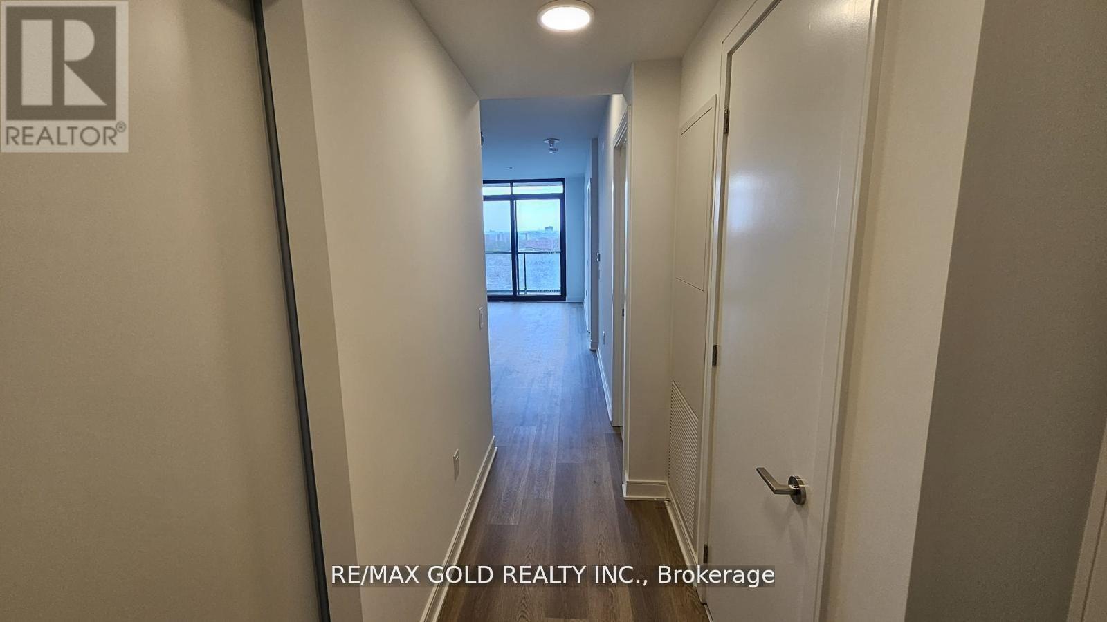 1319 - 86 Dundas Street E, Mississauga, Ontario  L5A 0B1 - Photo 12 - W12510022