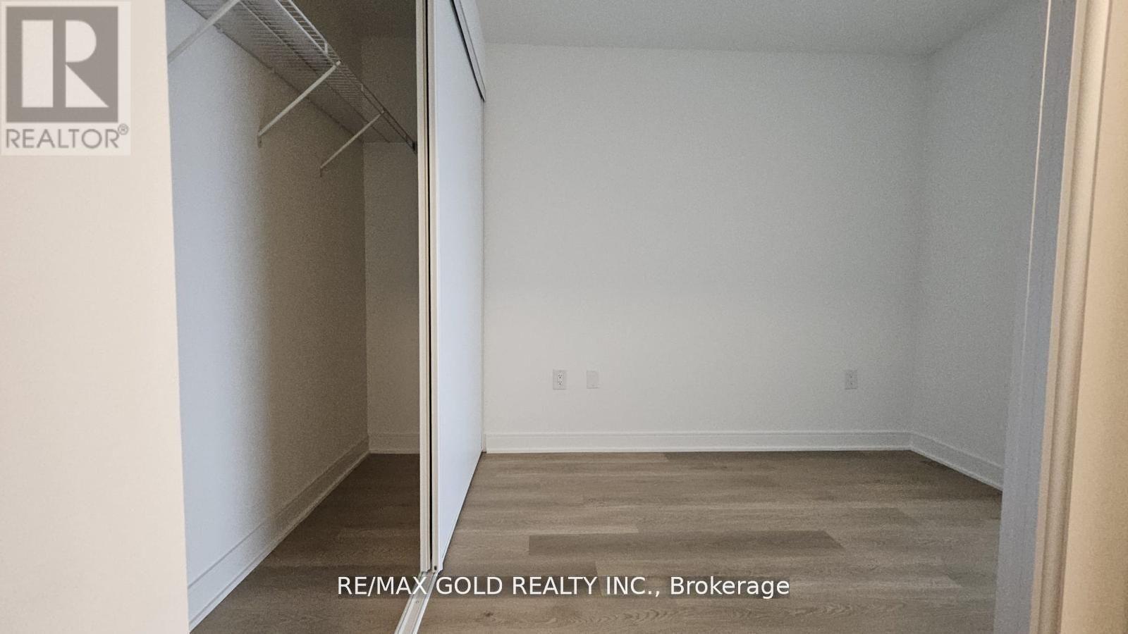 1319 - 86 Dundas Street E, Mississauga, Ontario  L5A 0B1 - Photo 14 - W12510022