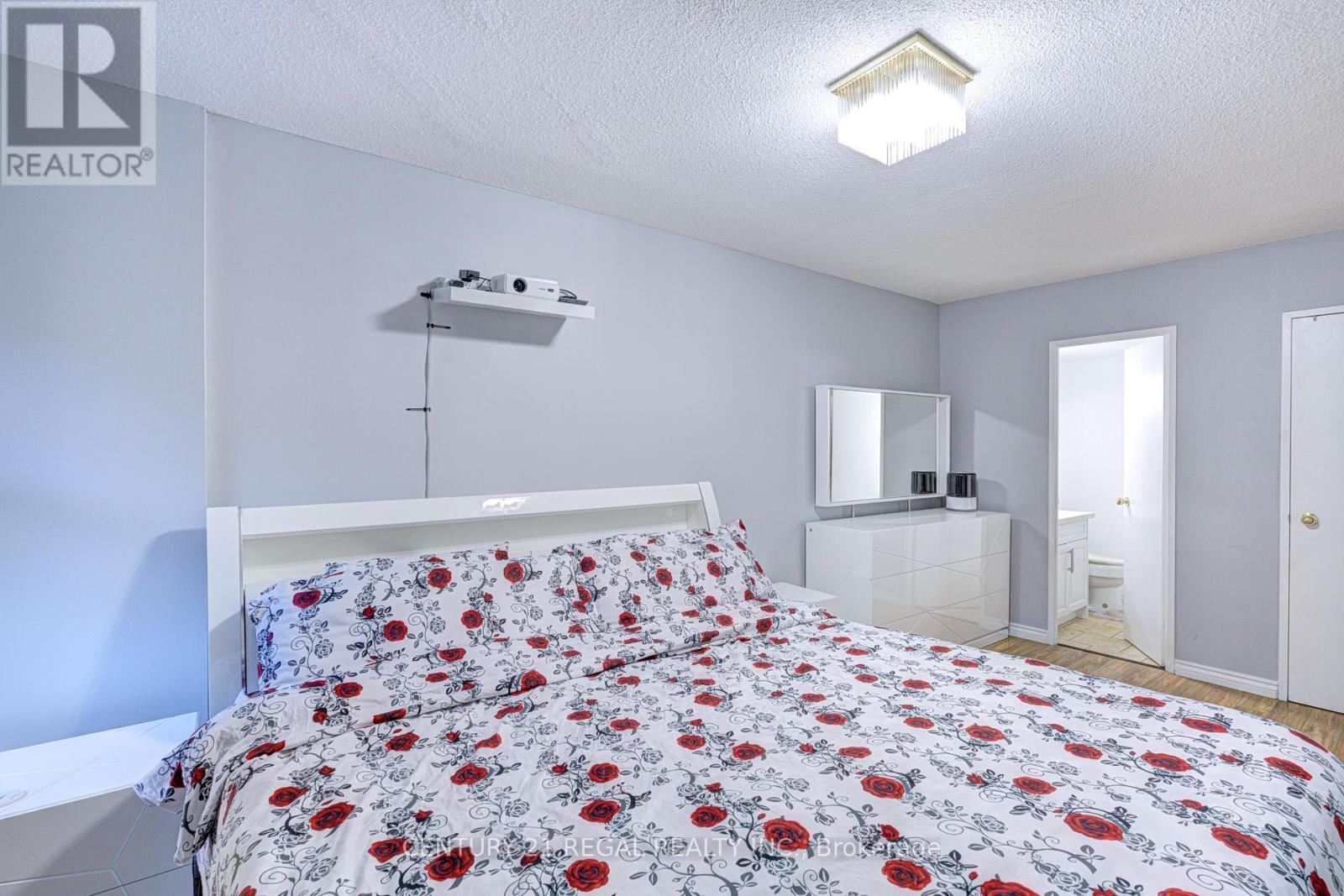 139 - 366 The East Mall, Toronto, Ontario  M9B 6C6 - Photo 23 - W12510050