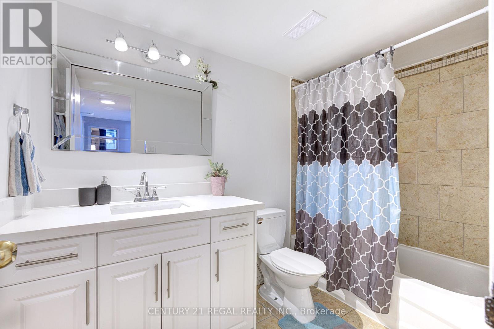 139 - 366 The East Mall, Toronto, Ontario  M9B 6C6 - Photo 29 - W12510050