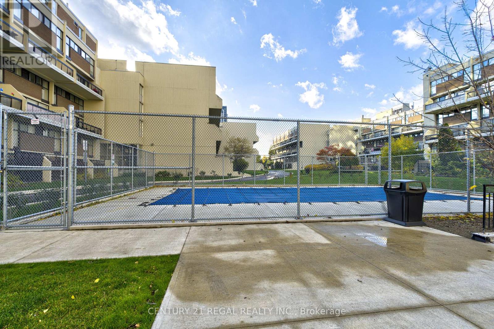 139 - 366 The East Mall, Toronto, Ontario  M9B 6C6 - Photo 40 - W12510050